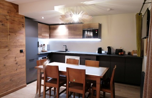 Les Avanchers-Valmorel Apartment | Renovated 3-room apartment, cosy mountain setting, at the foot of the slopes, magnificent valley view