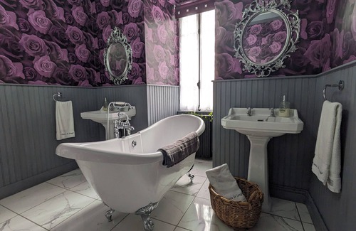 Exireuil Other | Renovated 17th-century château, a unique experience in the Niort countryside