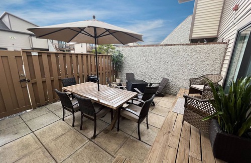 North Ocean City Condo | Renovated 1st Floor 2 Bedroom Condo close to pool and beach with outdoor space.