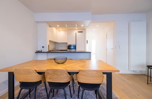Mariakerke Apartment | Renovated 2-Bedroom Apartment in Oostende
