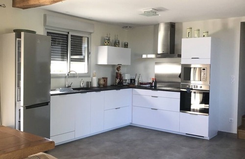 Astis Cottage | Renovated 3 épis barn with 1 to 2 air-conditioned bedrooms for 2 to 6 people.