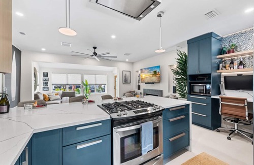 Tarpon River House | Renovated 3BR/2BA Luxury Home w/Gym & Heated Pool