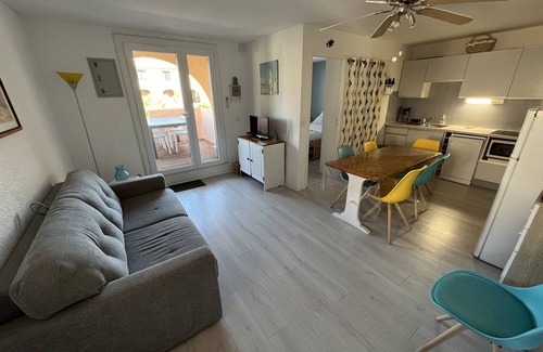 Port Leucate Apartment | Renovated & Air-Conditioned T2 Apartment Near Beach with Parking & Modern Amenities