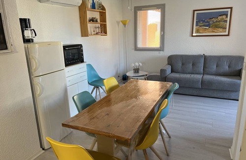 Port Leucate Apartment | Renovated & Air-Conditioned T2 Apartment Near Beach with Parking & Modern Amenities