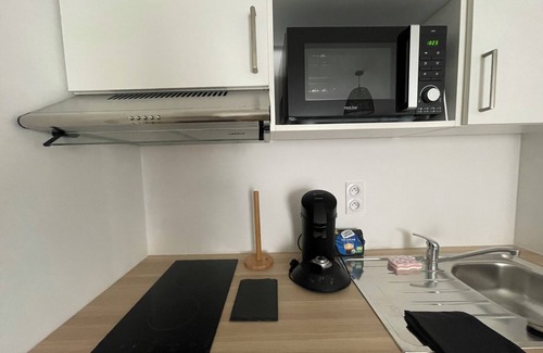 Le Brouilh-Monbert Apartment | Renovated and furnished studio for rent!