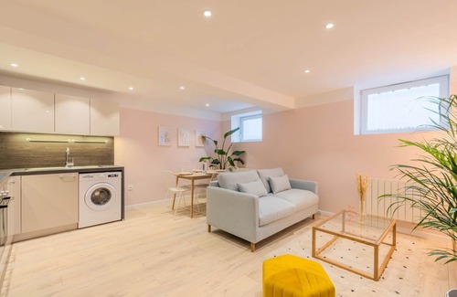 Vauban Esquermes Apartment | Renovated apartment in semi-basement & hypercentre
