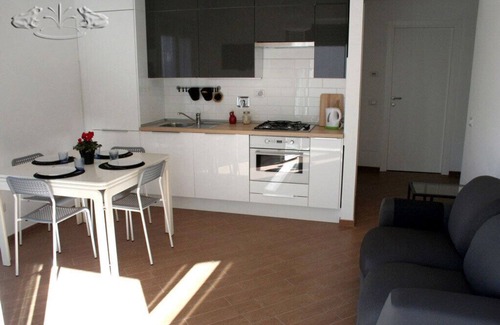Quartiere Coppede Apartment | Renovated Apartment, Wi-Fi, Sat TV, AirCo close Villa Borghese, Sapienza, Luiss