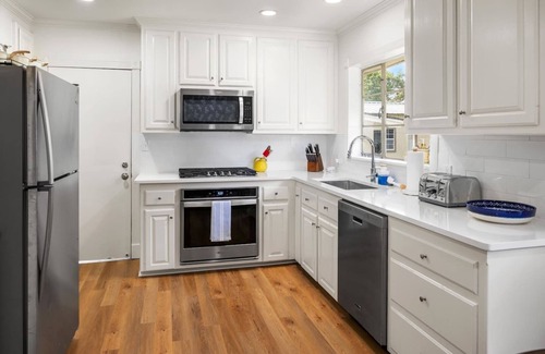 Mid City South House | Renovated Capital Heights Home