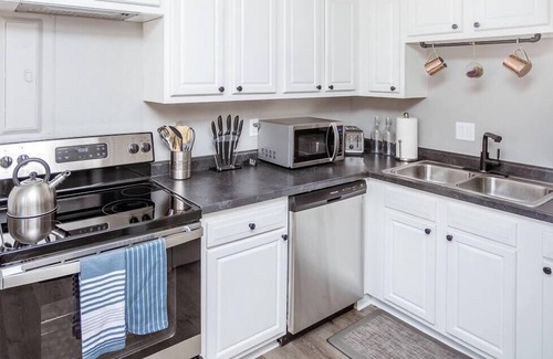 Downtown Columbus Apartment | Renovated CentralA❤GermanVillage/ChildrensHospital