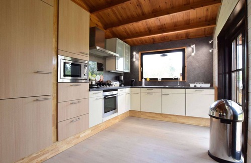 Weris Ski Chalet | Renovated chalet near Durbuy