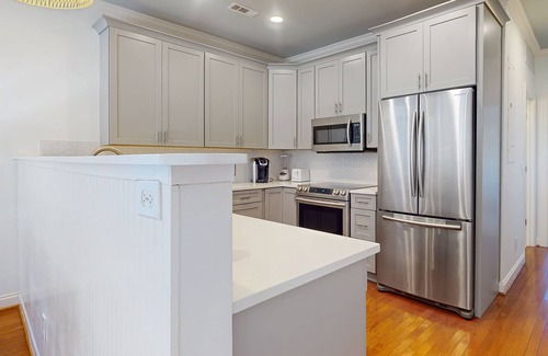 Edisto Island House | Renovated corner condo with tropical balcony, pool, AC & W/D - walk to beach