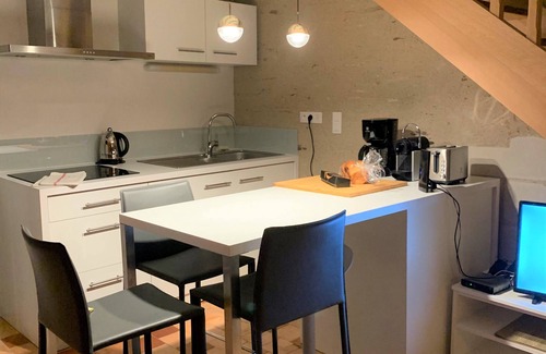 Decre-Cathedrale Apartment | Renovated duplex in the heart of the historic district