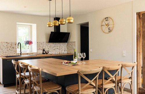 Le Grand-Bourg House | Renovated farmhouse ideal for families and groups