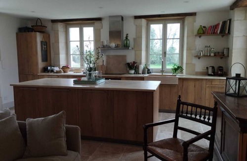 Saint-Thomas-de-Conac House | Renovated house with pool ideal for family vacations