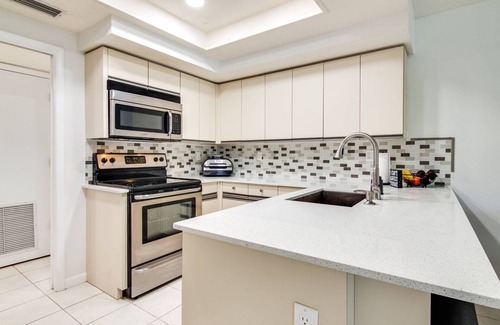 Fairway Village House | Renovated Home with Workspace | Sunroom | Outdoor Dining and Pool Access | Extended Stays Welcome!