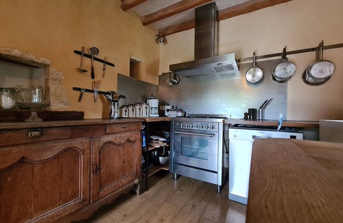 Rivarennes Cottage | Renovated house with private pool in Berry, sauna, near greenway