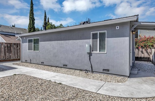 Northside House | Renovated l Near SJSU l Downtown SJ l Modern
