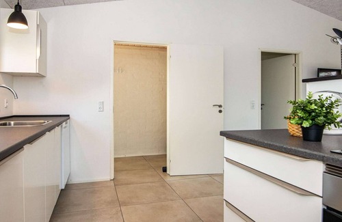 Hejlsminde Strand House | Renovated Retreat in Hejlsminde-By Traum