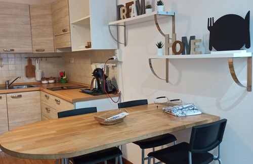 Savona Apartment | Renovated studio apartment by the sea - Co-AAUT 9056-LT-0376