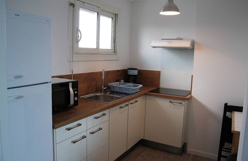 Saint-Cyprien Plage Apartment | Renovated T2 apartment, sleeps 4, parking, beachfront, Saint-Cyprien center