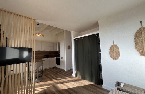 Port Leucate Villa | Renovated T3 Villa, 4 pax, sea front, AC, WiFi, Port Leucate
