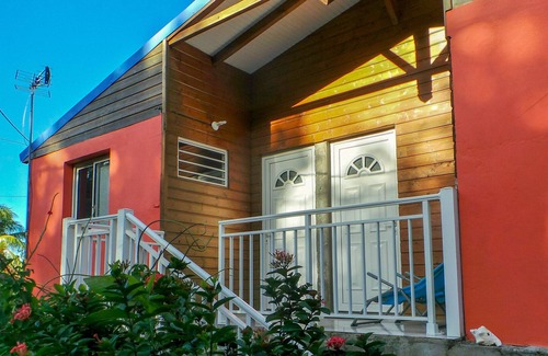 Deshaies Apartment | Rent apartment/Gite in Deshaies, quiet mountain and sea views
