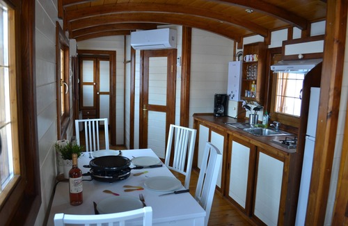 Meaudre House | Renting a comfortable wooden trailer at the farm on the Vercors