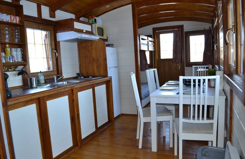 Meaudre House | Renting a comfortable wooden trailer at the farm on the Vercors