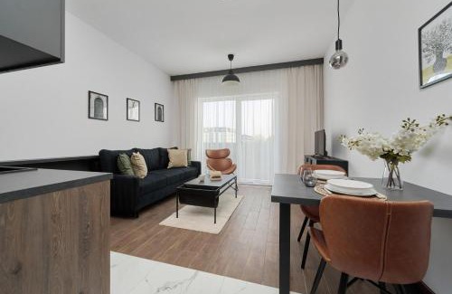 Psie Pole Apartment | Rent like home - Spacious Studio with Balcony Słonimskiego 2