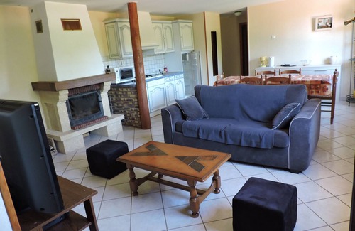 Arrentes-de-Corcieux Apartment | Rental cottage in renovated farm