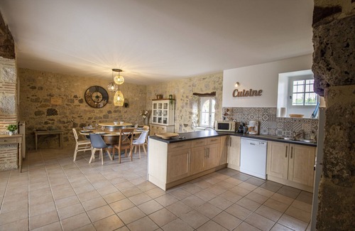 Nerac House | Rental in Nerac en Albret, stone built house, detached, renovated.