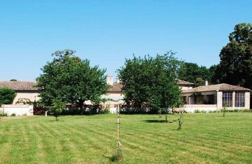 Fauguerolles House | Rental in the wing of a XVIII chartreuse with private pool