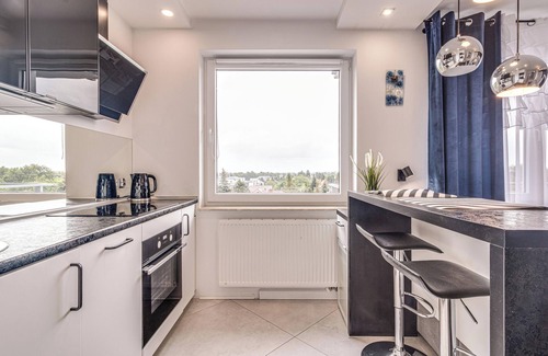 Fabryczna Apartment | RentPlanet - Apartamenty Wełniana