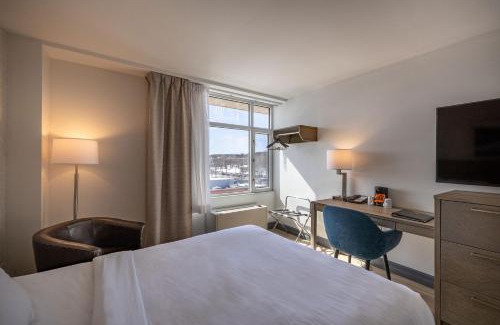 Duberger-Les Saules Hotel | Repotel Henri IV Québec