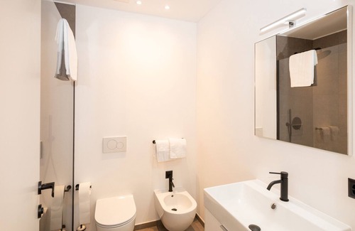 Lumino Apartment | Res.3544 Apt King 304, Lumino, Switzerland