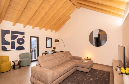 Lumino Apartment | Res.3544 Suite 305, Lumino, Switzerland