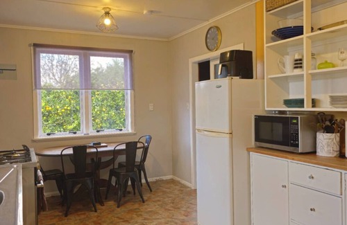 Tolaga Bay House | Reset & Recharge 🏡 Free Netflix, WiFi & Blob