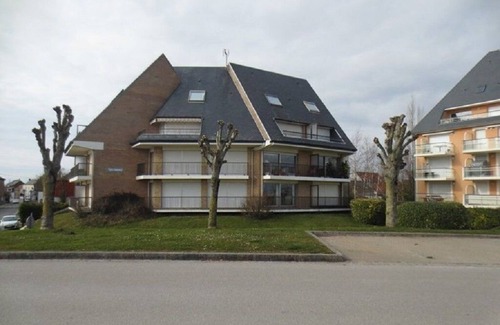 Moyenneville Apartment | Residence facing the port