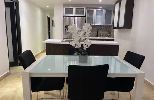 Hato Tejas House | Residence in Bayamón