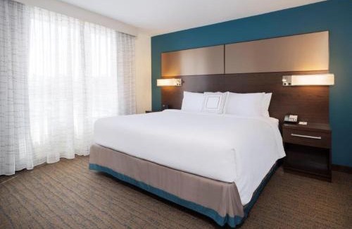 Bridgewater Hotel | Residence Inn by Marriott Boston Bridgewater