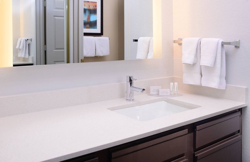 Legacy Park Hotel | Residence Inn By Marriott Dallas Plano/Legacy