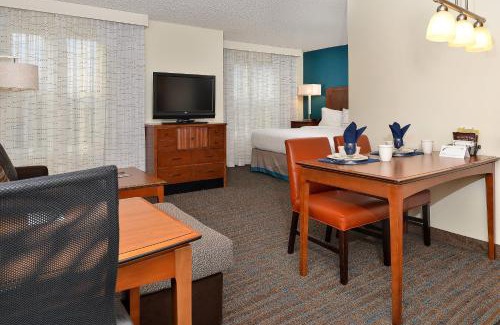 Aurora Hotel | Residence Inn by Marriott Denver Airport at Gateway Park