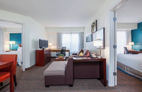 Bonanza Hotel | Residence Inn by Marriott Laredo Del Mar