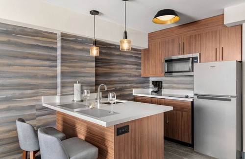 Laval Hotel | Residence Inn by Marriott Laval
