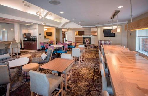 Southeast Pensacola Hotel | Residence Inn by Marriott Pensacola Downtown
