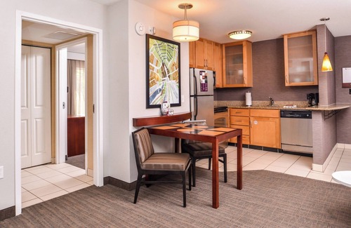 East Florence Hotel | Residence Inn Florence Marriott