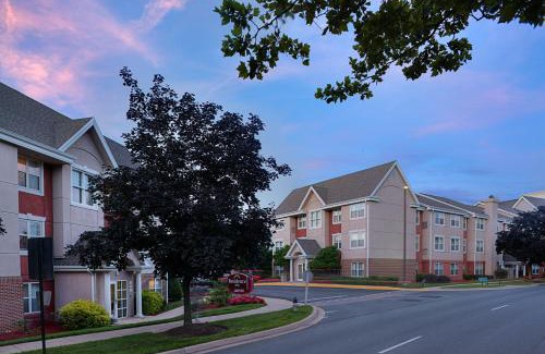 Gaithersburg Hotel | Residence Inn Gaithersburg Washingtonian Center