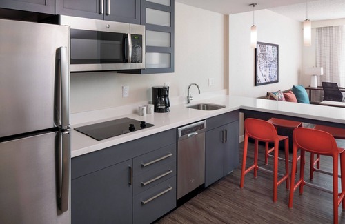 Navy Yard Hotel | Residence Inn Washington Capitol Hill/Navy Yard