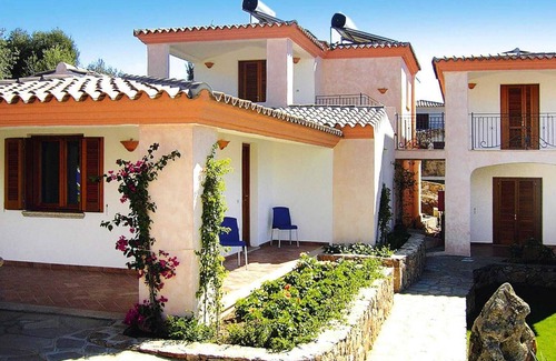 Tanaunella Apartment | Residence with pool in Tanaunella- Budoni