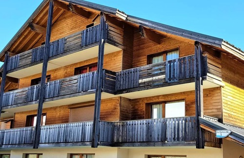 La Joue du Loup Ski Chalet | Residence La Crête Du Berger - 8 people - The shepherd's crest